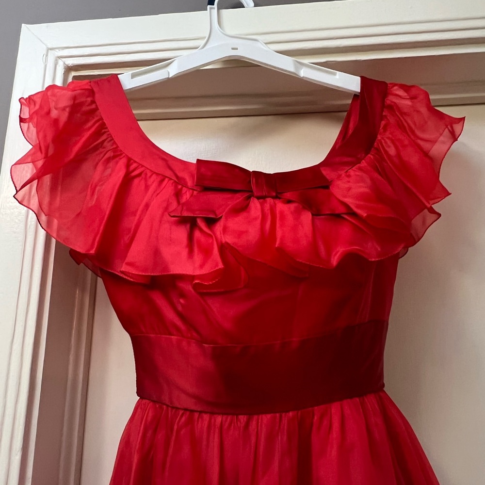 Vintage 1978 Mike Benet Pageant/Prom Dress (7) - Picture 4 of 10